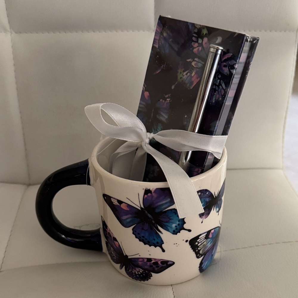 * Butterfly * Ceramic 14.2 ounce Mug Gift Set + Notebook & Pen New!